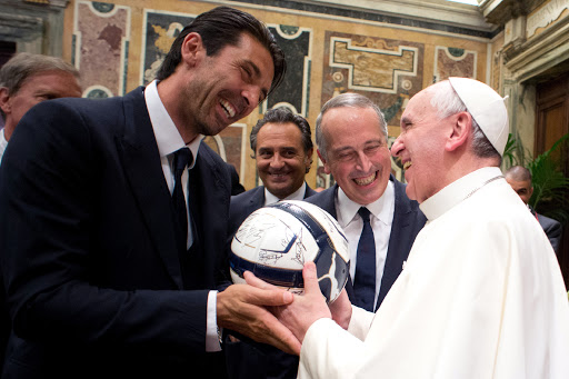 Pope Francis with Gianluigi Buffon &#8211; AFP