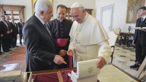 Pope Francis with Mahmoud Abbas – CPP