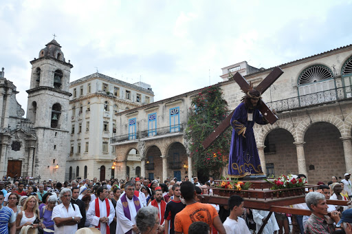 Cuban believers take part in a procession during Good Friday &#8211; it