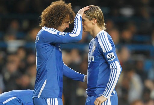 David Luiz blesses Fernando Torres