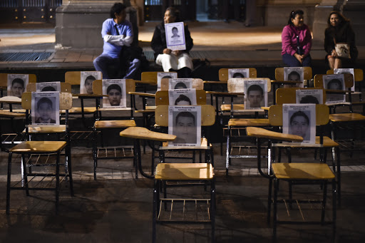 43 missing students along a street in Mexico City