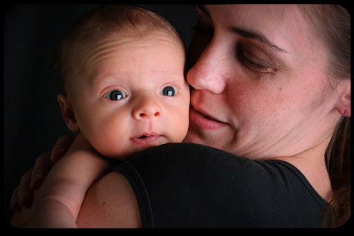 WEB-Baby-Infant-Mom-Makelessnoise-CC &#8211; it
