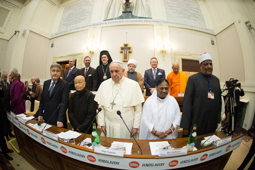 Pope Francis signed against human trafficking &#8211; CPP