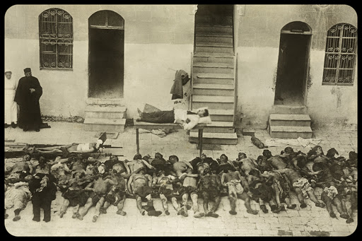Dead bodies of forty Armenians © Everett Historical / Shutterstock &#8211; it