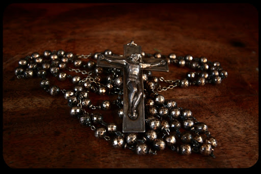 web-rosary-Fr Lawrence Lew, OP-cc &#8211; it
