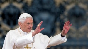 Pope Benedict XVI waves during a Wednesday general audience in St. Peter’s Squar – it