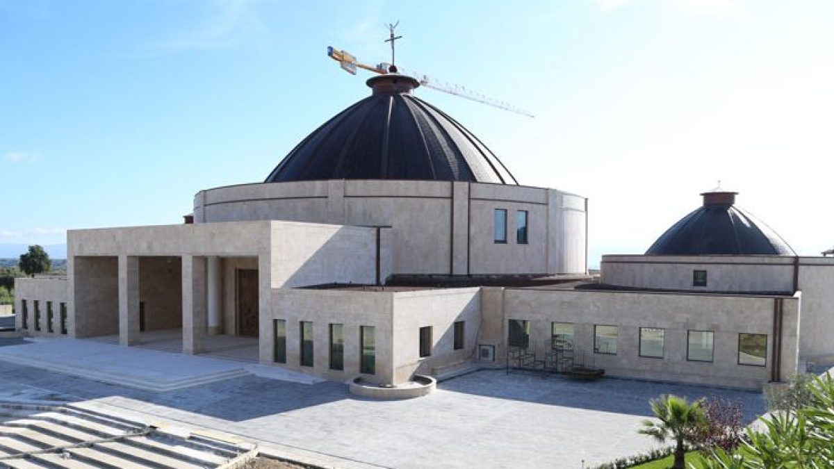 chiesa natuzza evolo paravati
