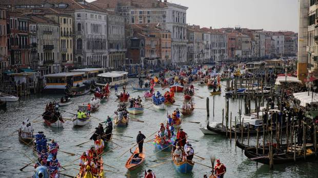 web-carnival-venice-000_lm7fg-marco_bertorello_-_afp-ai