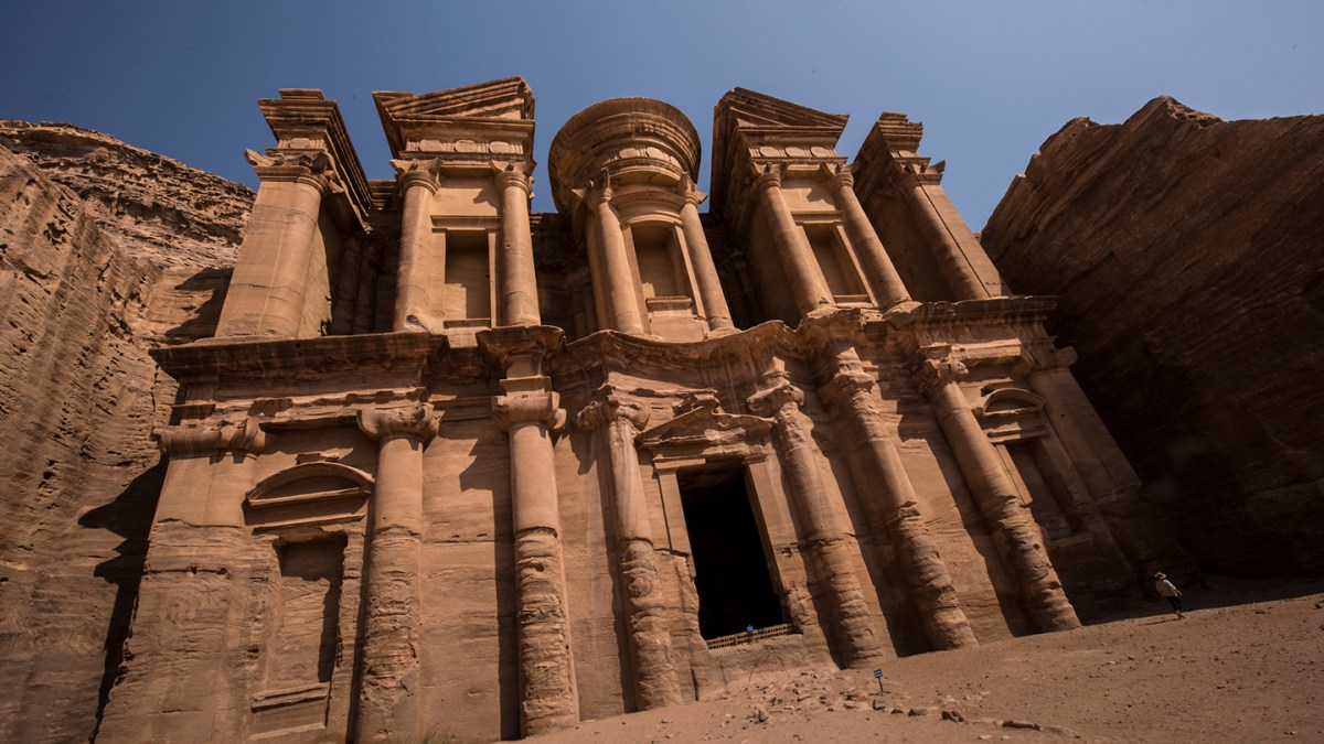 web-jordan-petra-2jb2_8673-jeffrey-bruno