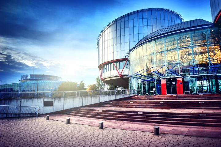 WEB EUROPEAN COURT OF HUMAN RIGHTS FRANCE © symbiot – Shutterstock.com