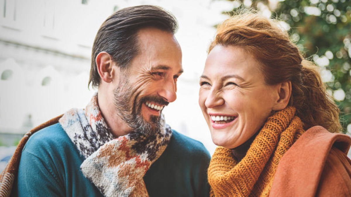 web3-husband-wife-woman-man-smile-love-enjoying-scarf-olena-yakobchuk-shutterstock