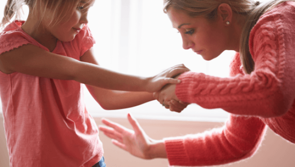 SCHIAFFO;MADRE;FIGLIA