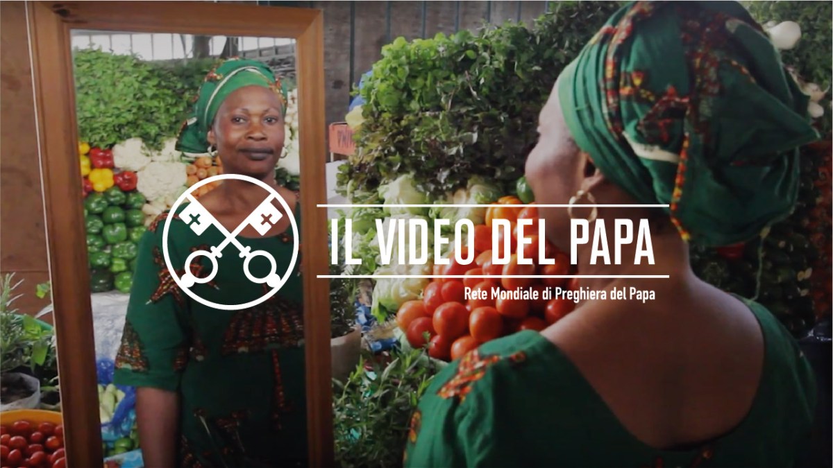 Official Image – The Pope Video – 05 MAY 2017 – 3 Italian