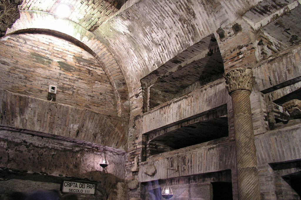 web-catacomb-rome-rom_calixtus-katakomben_krypta_der_pc3a4pste-dnalor-01-cc