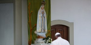 I più bei momenti della visita di Papa Francesco a Fatima (FOTOGALLERY)