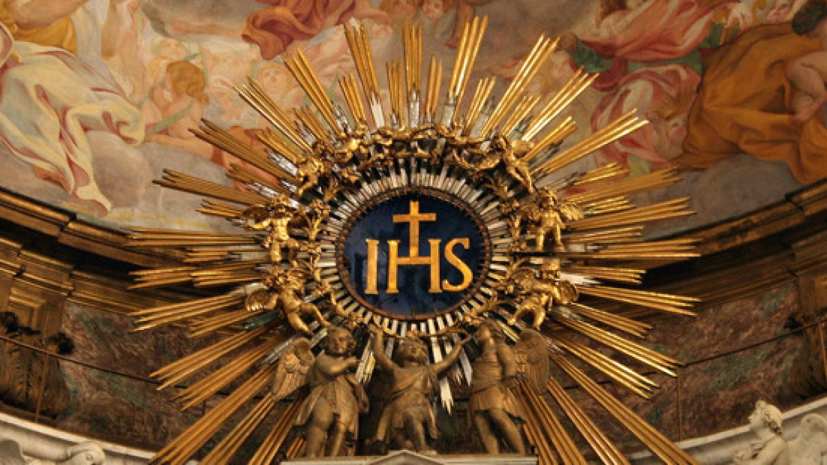 web3-ihs-christ-altar-statue-rome-romanus-too-cc