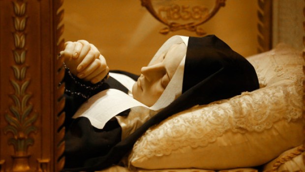 BERNADETTE LOURDES INCORRUTTIBILE