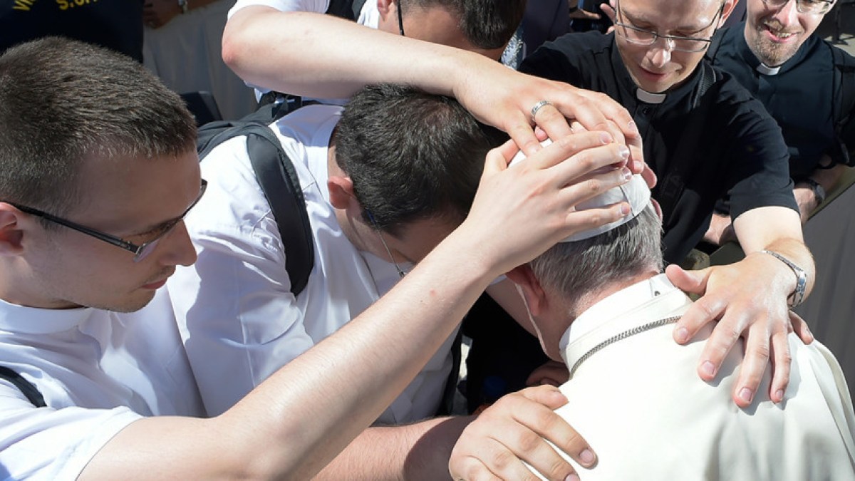 PAPA FRANCESCO PREGHIERA