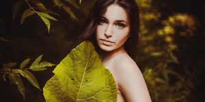 Ma per parlare di moda ci tocca ripartire da Adamo ed Eva? Meglio di sì