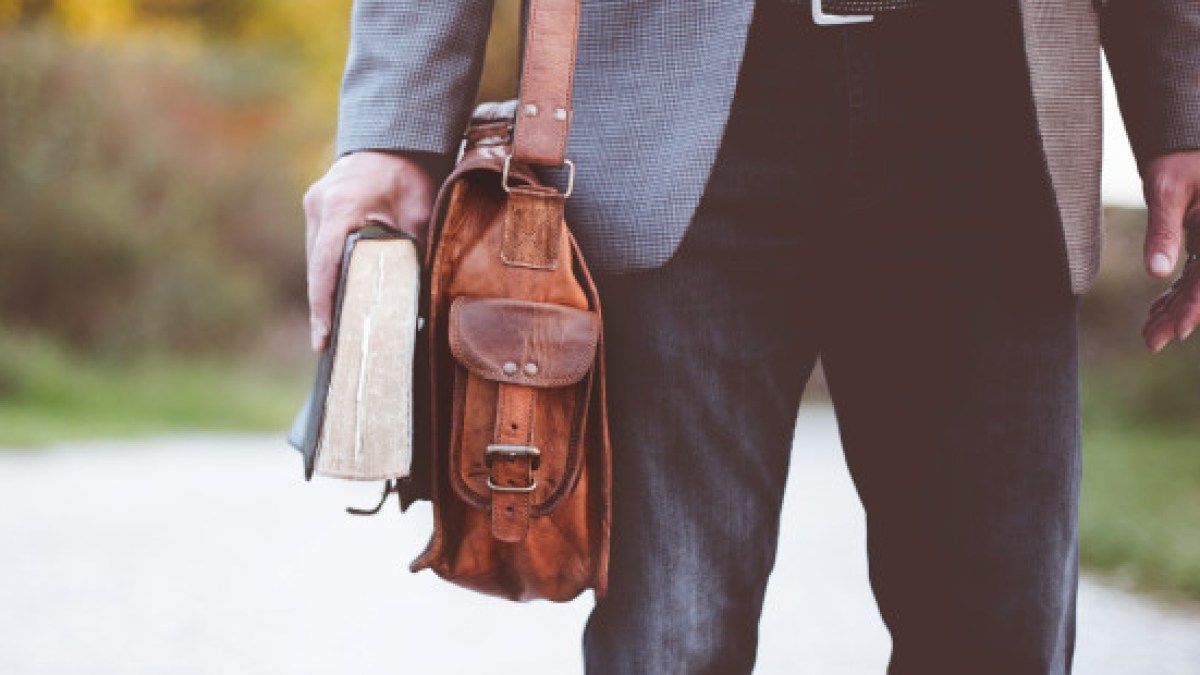 web3-man-bible-prayer-pexels-cc0