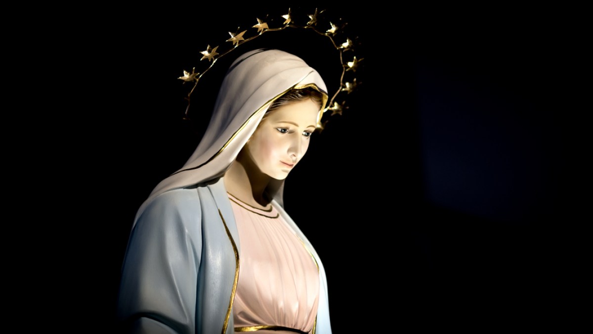 WEB3 OUR LADY SATAN AFRAID EXORCISM Albo viashutterstock_472718833