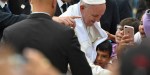 PAPA FRANCESCO BAMBINO