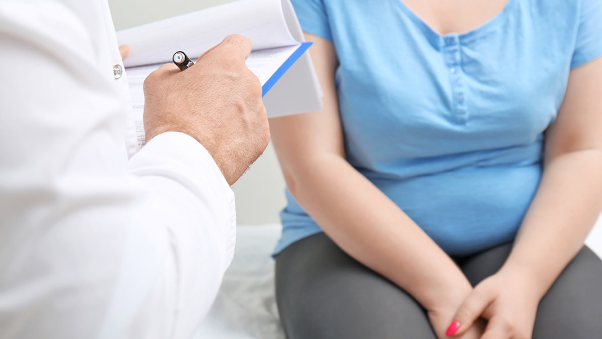 WEB3 OBESITY WOMAN DOCTOR HEALTH OVERWEIGHT Shutterstock