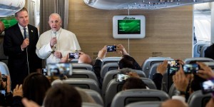 Papa Francesco: «Chiedo scusa se ho ferito le vittime di abusi con le mie parole sul caso Barros»
