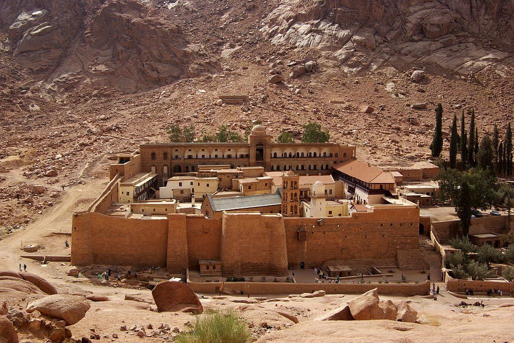 web-st-catherines-monastery-sinai-egypt-berthold-wener-cc-by-sa-30