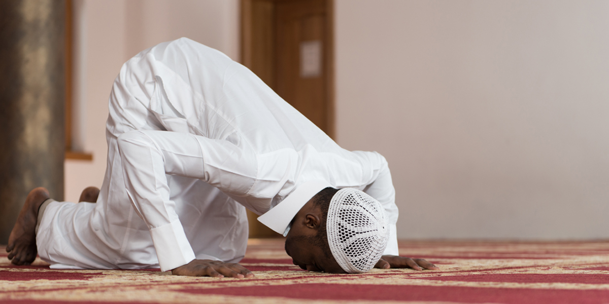 MUSLIM,PRAYER,PROSTRATE