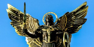 La preghiera di protezione contro gli spiriti maligni a San Michele Arcangelo