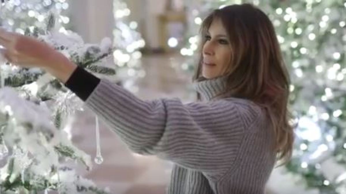 melania-albero-natale