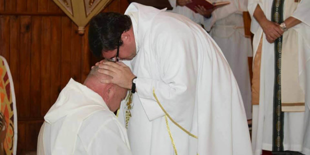 web3-father-priest-son-argentina-facebook-marcos-muic3b1o-sj