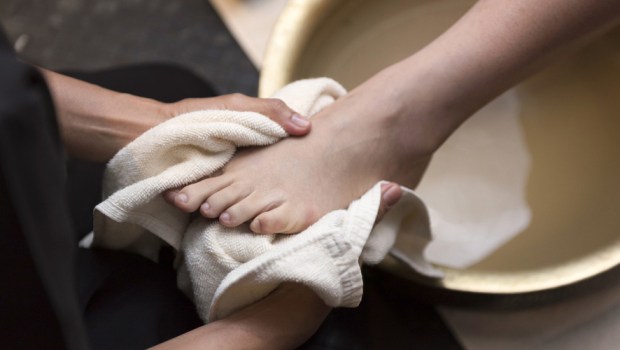 FEET