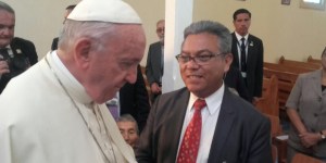 Papa Francesco incontra le vittime del dittatore Pinochet