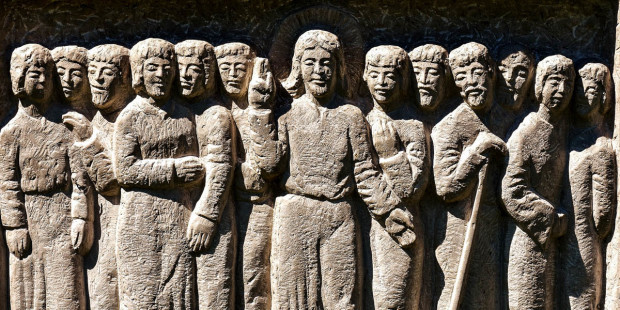 Qual è la differenza tra un apostolo e un discepolo?