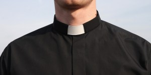 Il “pronto intervento” in caso di prete con un (sospetto) disturbo psicologico e sessuale