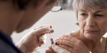 FLU,SHOT,WOMAN,DOCTOR