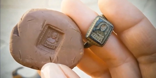Santa Claus Ring