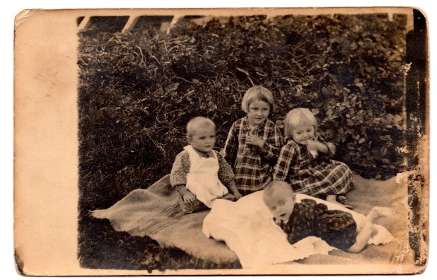 (FOTOGALLERY) La famiglia Ulm assassinata per aver aiutato degli ebrei