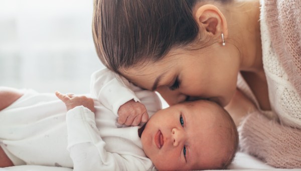 MUM, BABY, KISS