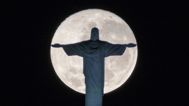 MOON,CHRIST THE REDEEMER