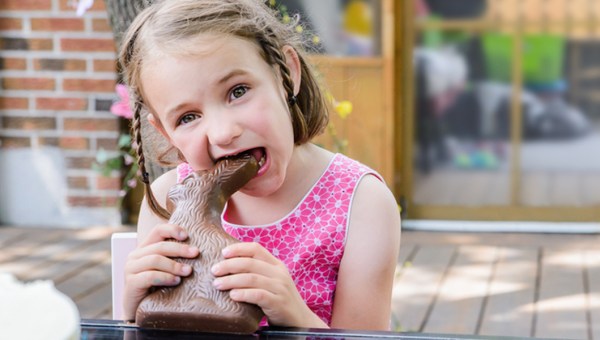 CHOCOLATE,EASTER,BUNNY,LITTLE,GIRL