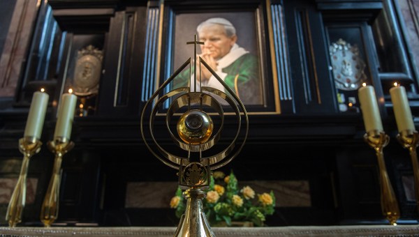 POPE JOHN PAUL II RELIC