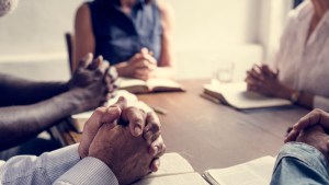 GROUP, PRAY, HANDS