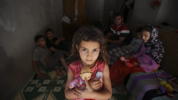 SIRIA, RIFUGIATI, BAMBINA