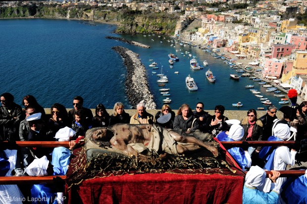 NAPLES,HOLY WEEK