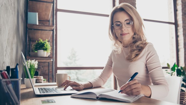 BEAUTIFUL WOMAN WORKING