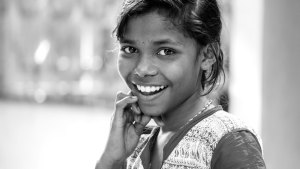 INDIAN GIRL SMILING