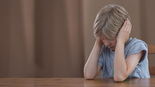 CHILD,COVERS,EARS